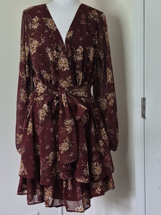 Japna Dresses & Skirts - Japna Burgundy Floral Tie-Waist Long-Sleeve Dress Size XL
